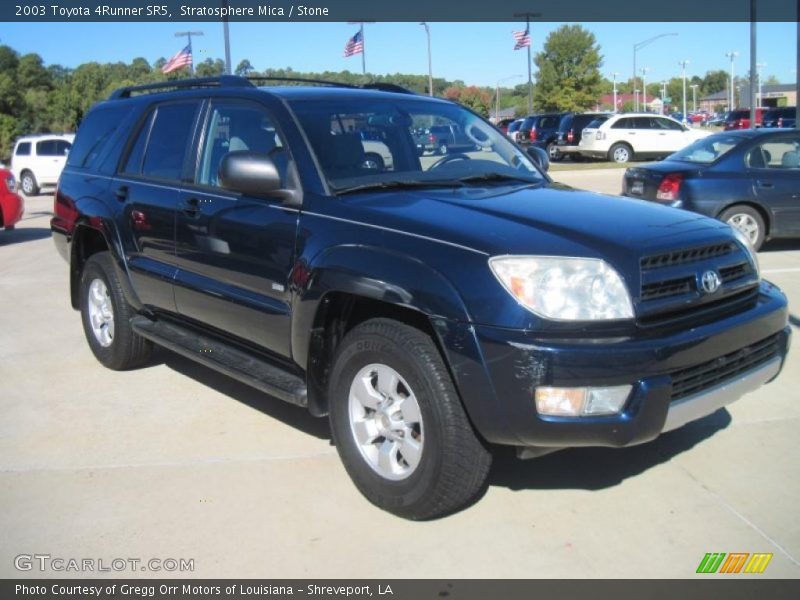 Front 3/4 View of 2003 4Runner SR5