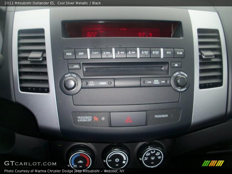 Controls of 2011 Outlander ES