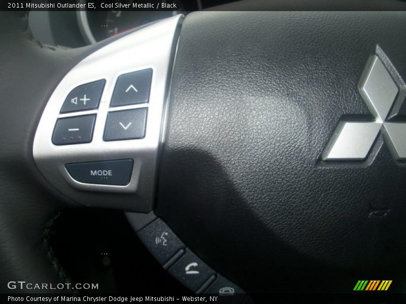 Controls of 2011 Outlander ES