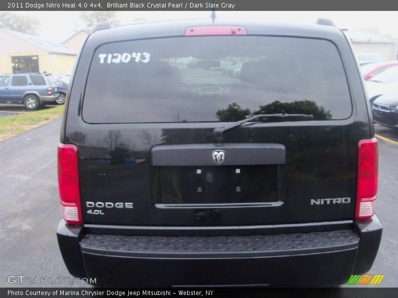 Brilliant Black Crystal Pearl / Dark Slate Gray 2011 Dodge Nitro Heat 4.0 4x4