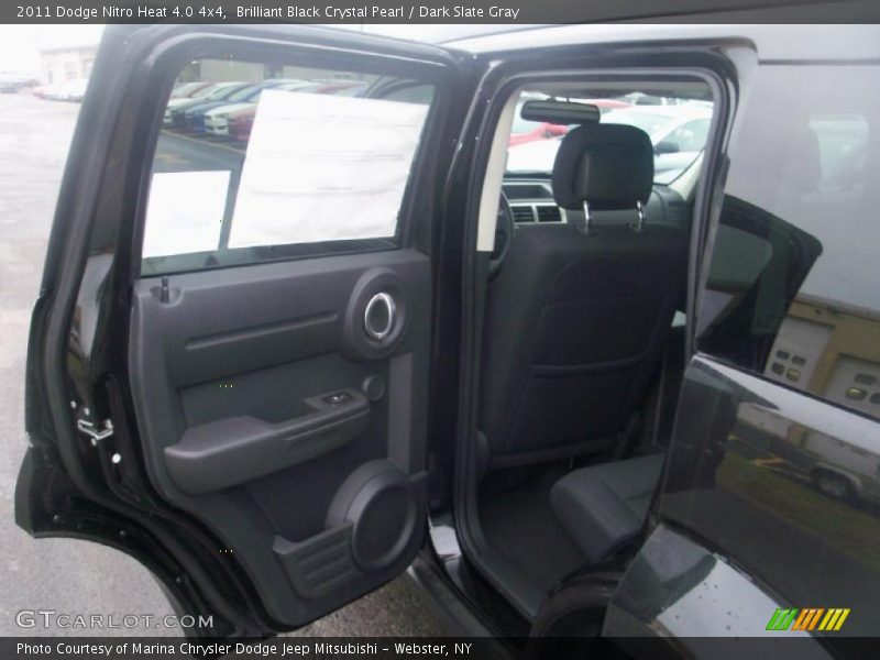 Brilliant Black Crystal Pearl / Dark Slate Gray 2011 Dodge Nitro Heat 4.0 4x4
