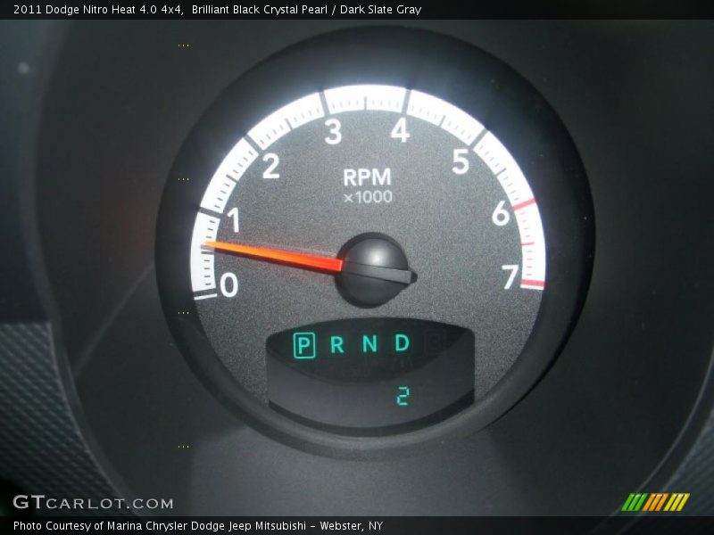Brilliant Black Crystal Pearl / Dark Slate Gray 2011 Dodge Nitro Heat 4.0 4x4