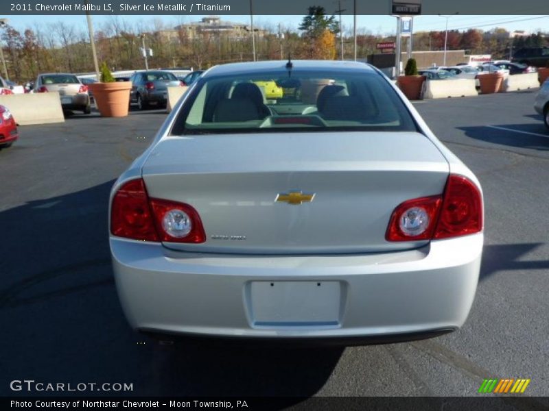 Silver Ice Metallic / Titanium 2011 Chevrolet Malibu LS