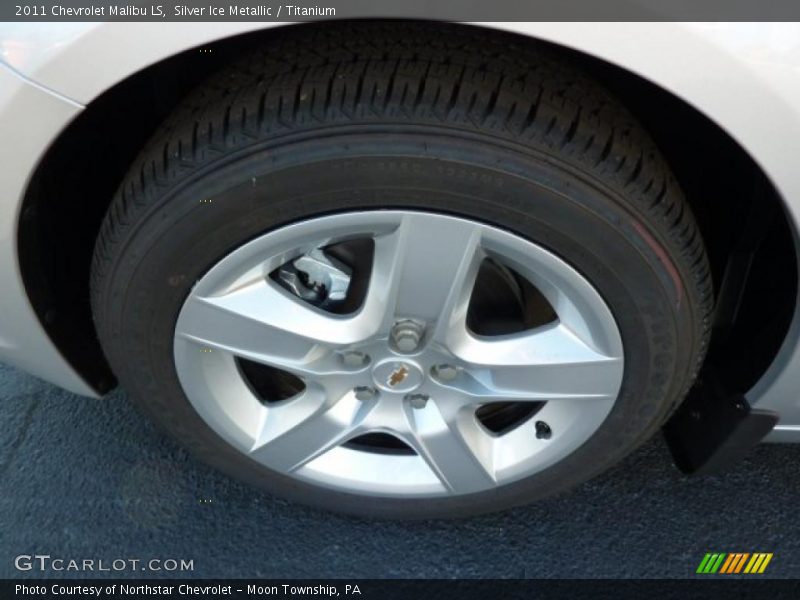 Silver Ice Metallic / Titanium 2011 Chevrolet Malibu LS