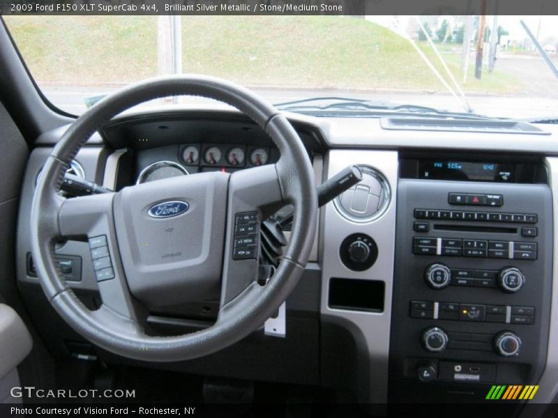 Brilliant Silver Metallic / Stone/Medium Stone 2009 Ford F150 XLT SuperCab 4x4