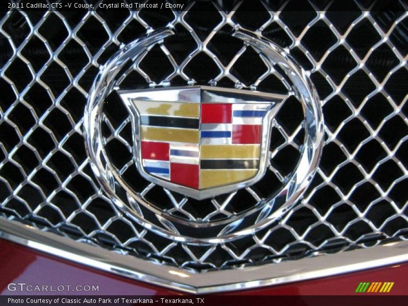  2011 CTS -V Coupe Logo