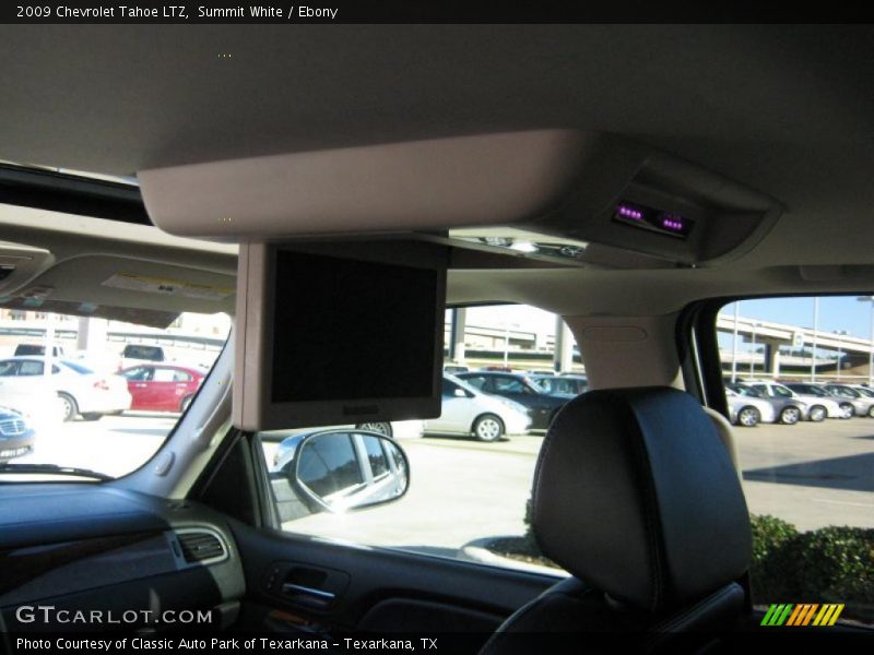 Summit White / Ebony 2009 Chevrolet Tahoe LTZ