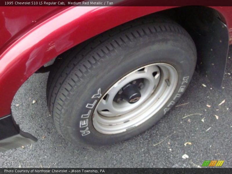 Medium Red Metallic / Tan 1995 Chevrolet S10 LS Regular Cab