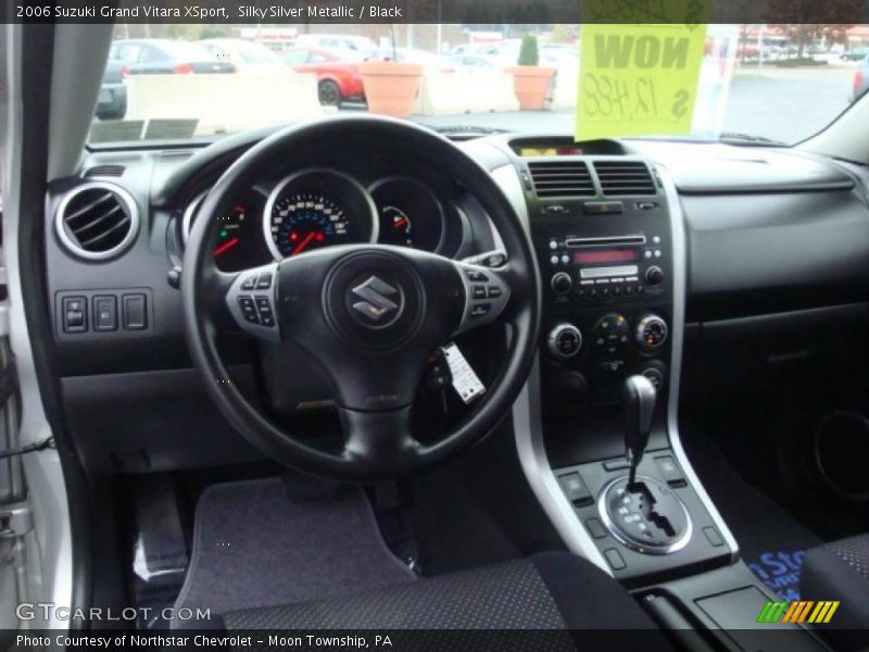 Dashboard of 2006 Grand Vitara XSport