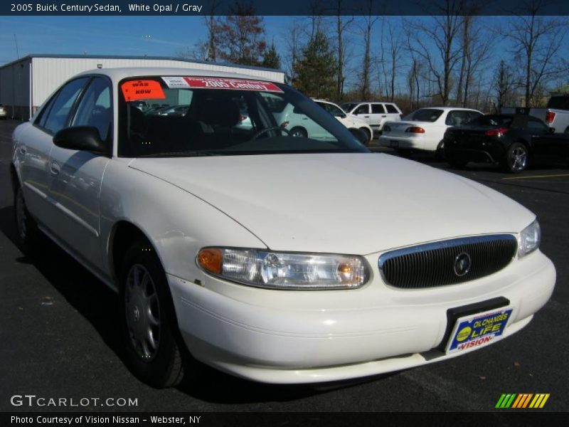 White Opal / Gray 2005 Buick Century Sedan
