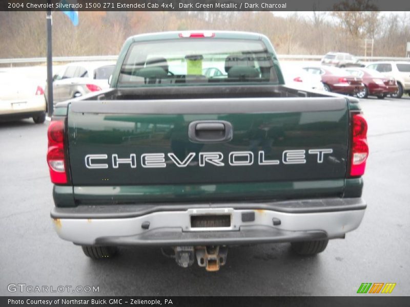 Dark Green Metallic / Dark Charcoal 2004 Chevrolet Silverado 1500 Z71 Extended Cab 4x4