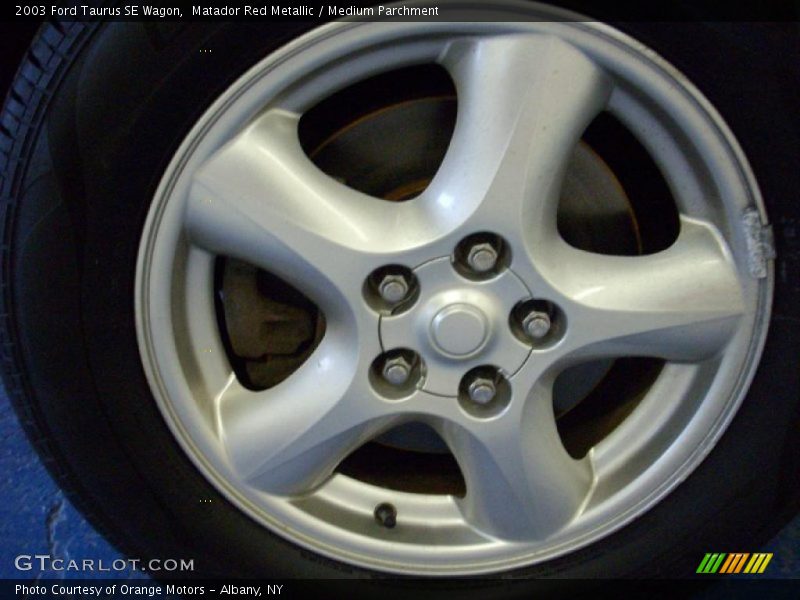 2003 Taurus SE Wagon Wheel