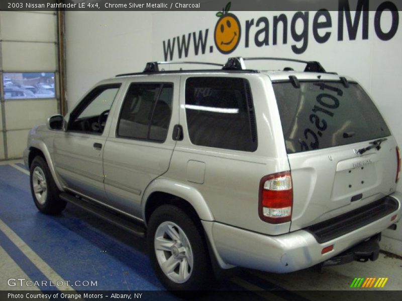 Chrome Silver Metallic / Charcoal 2003 Nissan Pathfinder LE 4x4