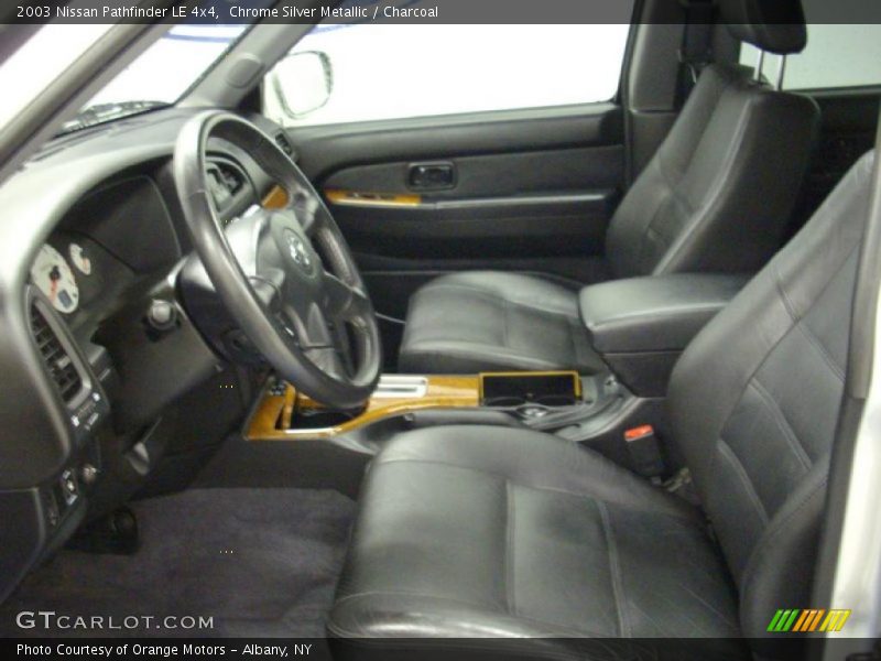 Chrome Silver Metallic / Charcoal 2003 Nissan Pathfinder LE 4x4