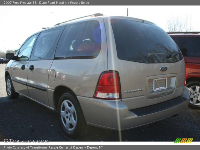 Dune Pearl Metallic / Pebble Beige 2007 Ford Freestar SE