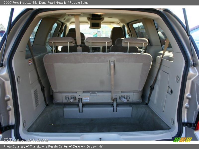  2007 Freestar SE Trunk