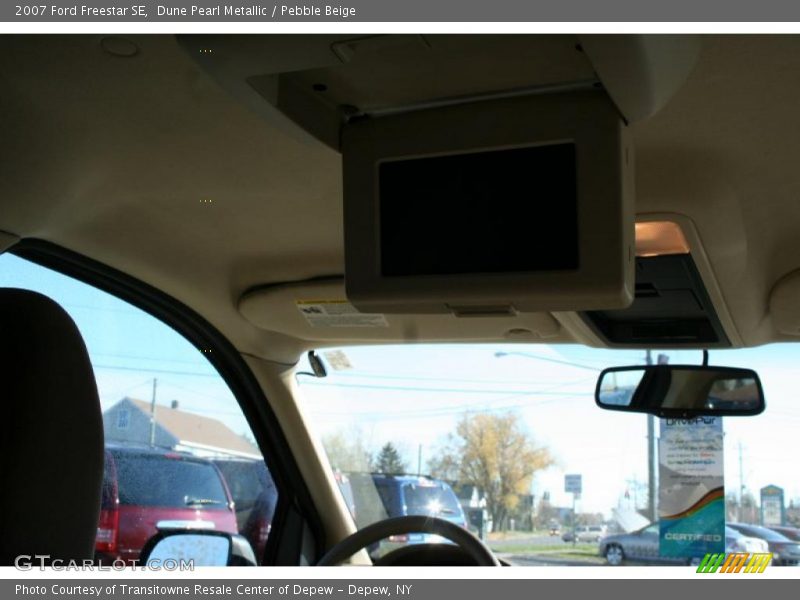 Dune Pearl Metallic / Pebble Beige 2007 Ford Freestar SE