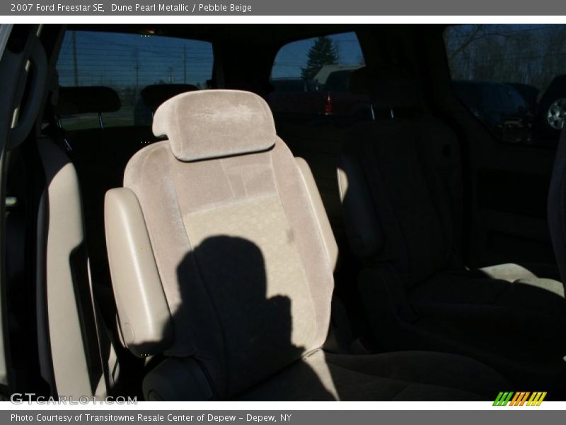 Dune Pearl Metallic / Pebble Beige 2007 Ford Freestar SE