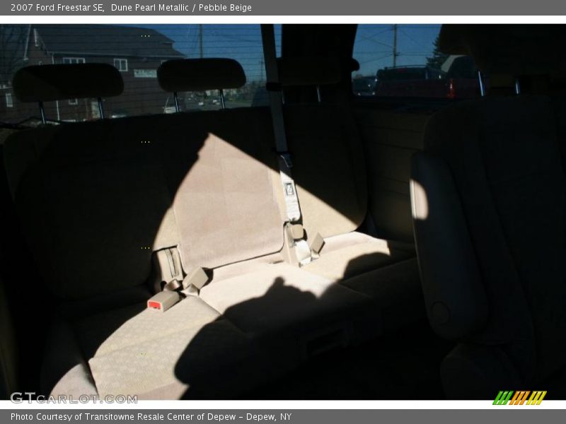 Dune Pearl Metallic / Pebble Beige 2007 Ford Freestar SE