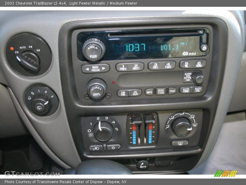 Light Pewter Metallic / Medium Pewter 2003 Chevrolet TrailBlazer LS 4x4