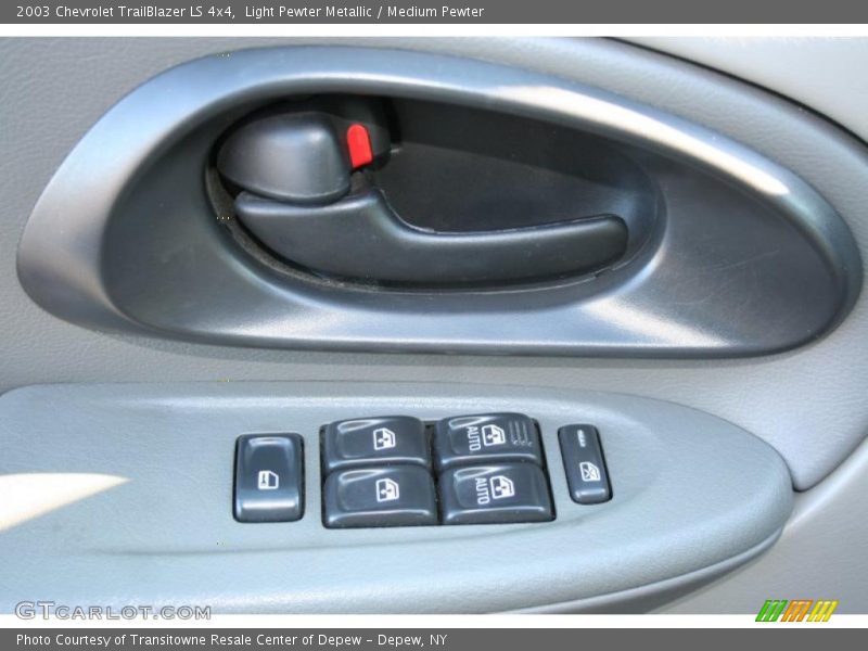Light Pewter Metallic / Medium Pewter 2003 Chevrolet TrailBlazer LS 4x4