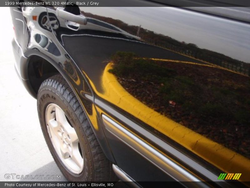Black / Grey 1999 Mercedes-Benz ML 320 4Matic