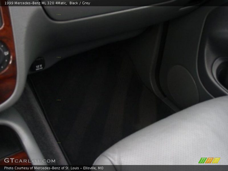 Black / Grey 1999 Mercedes-Benz ML 320 4Matic