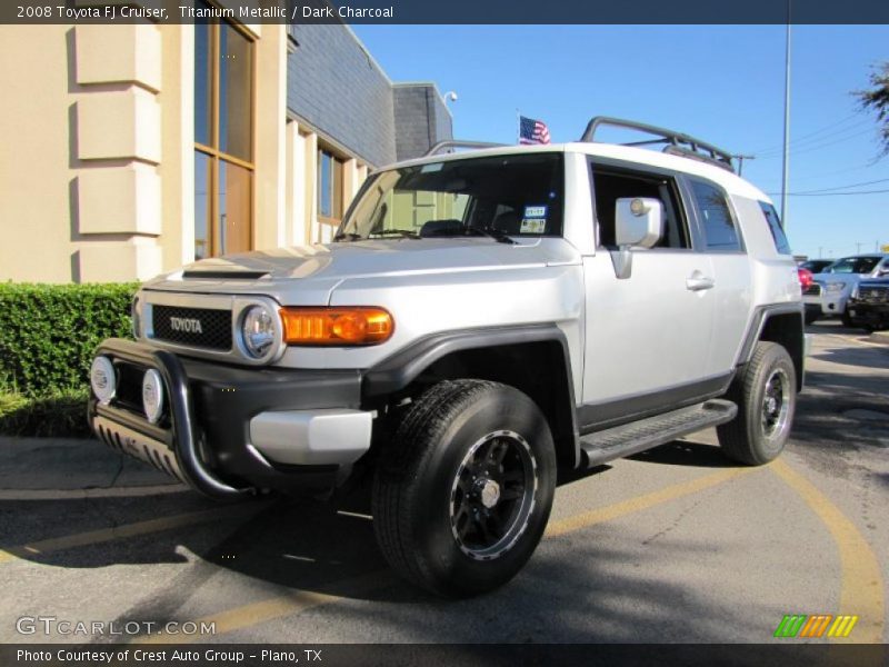 Front 3/4 View of 2008 FJ Cruiser 
