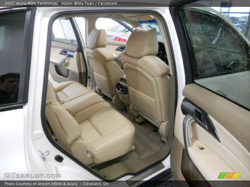 Aspen White Pearl / Parchment 2007 Acura MDX Technology