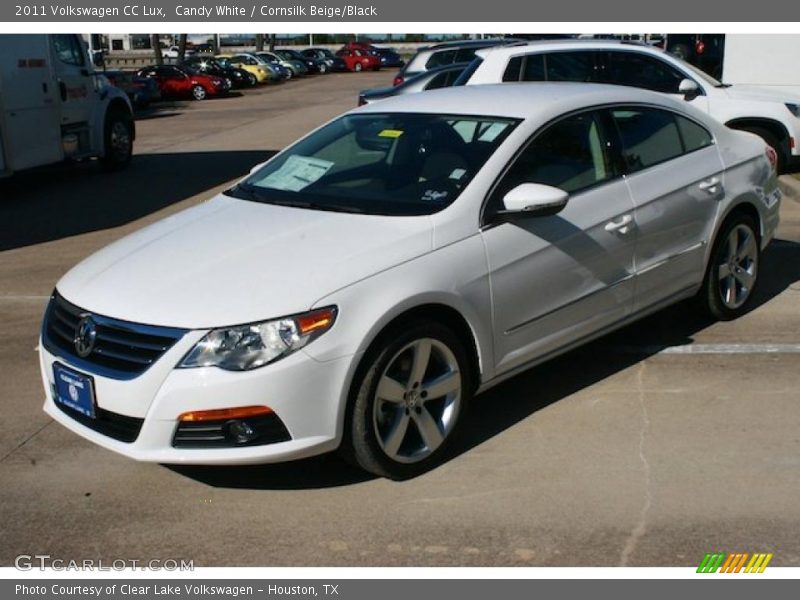 Front 3/4 View of 2011 CC Lux