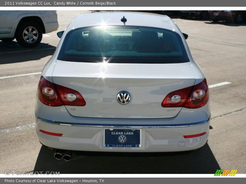 Candy White / Cornsilk Beige/Black 2011 Volkswagen CC Lux