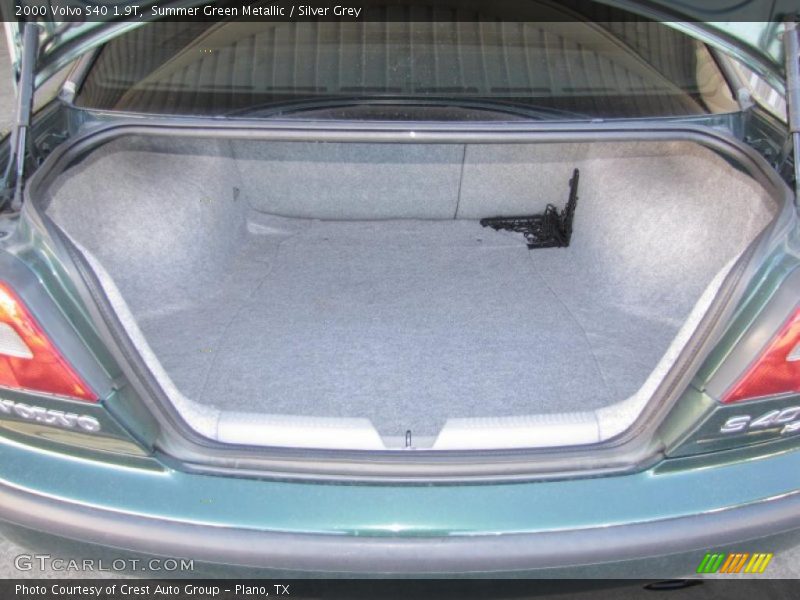  2000 S40 1.9T Trunk