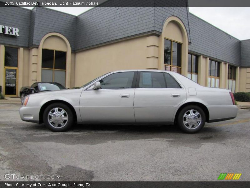 Light Platinum / Shale 2005 Cadillac DeVille Sedan