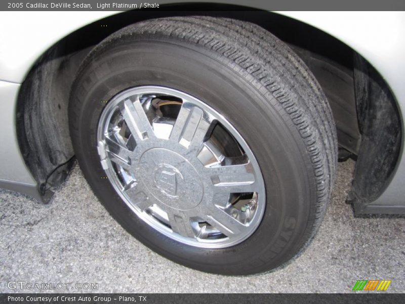 Light Platinum / Shale 2005 Cadillac DeVille Sedan