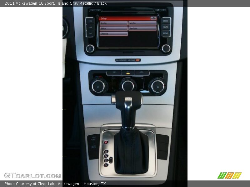 Island Gray Metallic / Black 2011 Volkswagen CC Sport