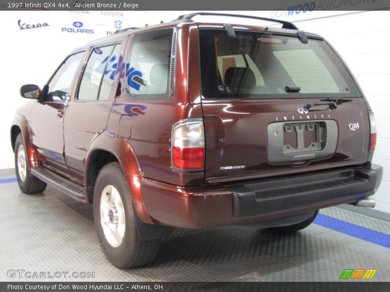Ancient Bronze / Beige 1997 Infiniti QX4 4x4