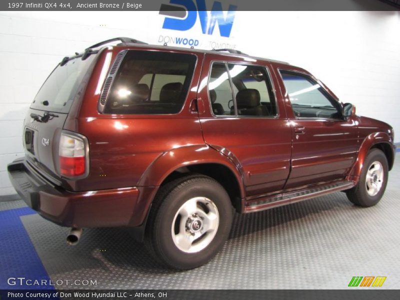 Ancient Bronze / Beige 1997 Infiniti QX4 4x4
