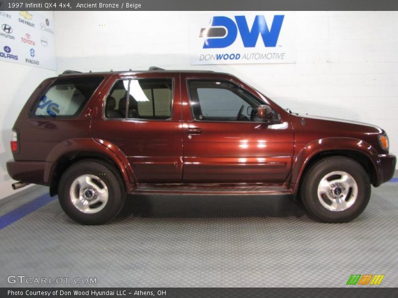 Ancient Bronze / Beige 1997 Infiniti QX4 4x4