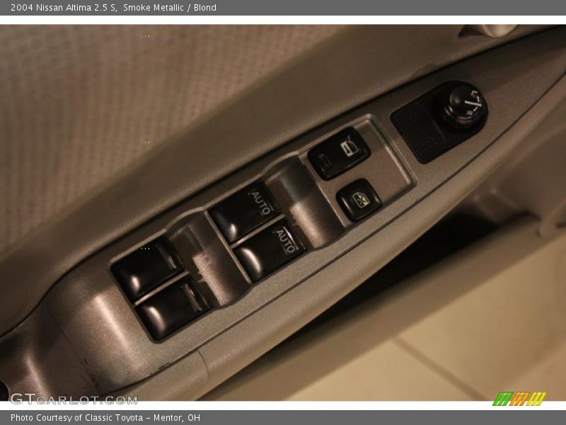 Smoke Metallic / Blond 2004 Nissan Altima 2.5 S