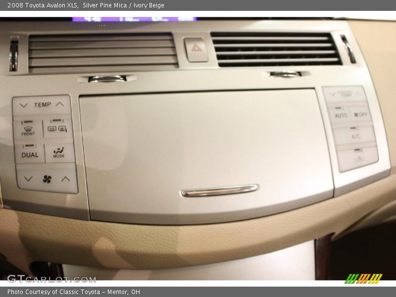 Silver Pine Mica / Ivory Beige 2008 Toyota Avalon XLS