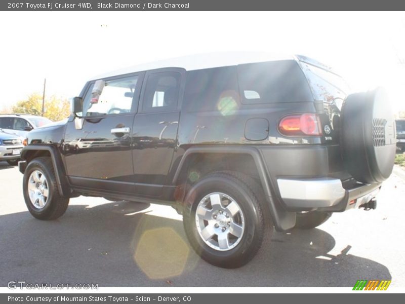Black Diamond / Dark Charcoal 2007 Toyota FJ Cruiser 4WD