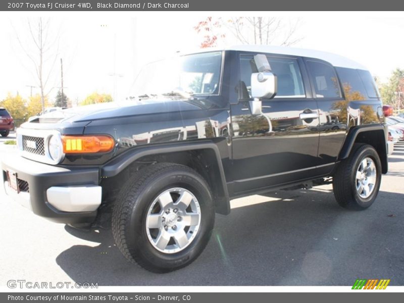 Black Diamond / Dark Charcoal 2007 Toyota FJ Cruiser 4WD