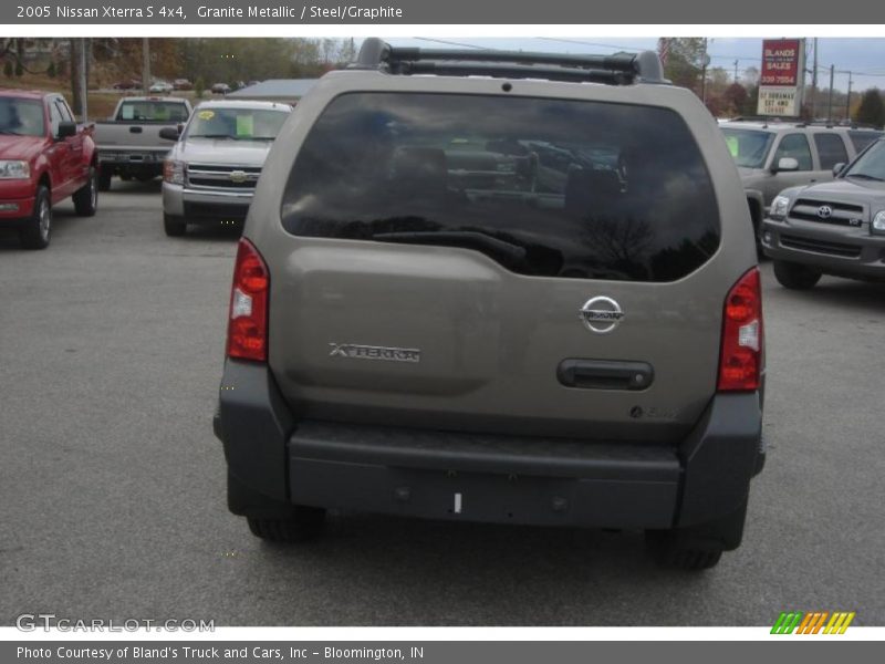 Granite Metallic / Steel/Graphite 2005 Nissan Xterra S 4x4