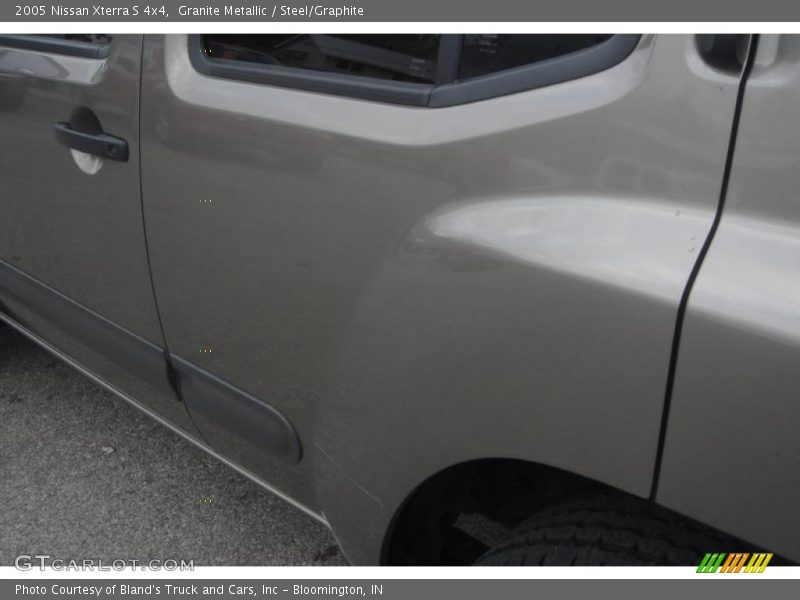 Granite Metallic / Steel/Graphite 2005 Nissan Xterra S 4x4