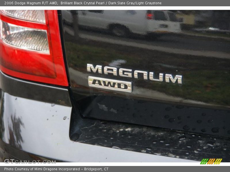  2006 Magnum R/T AWD Logo