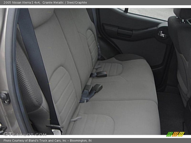 Granite Metallic / Steel/Graphite 2005 Nissan Xterra S 4x4