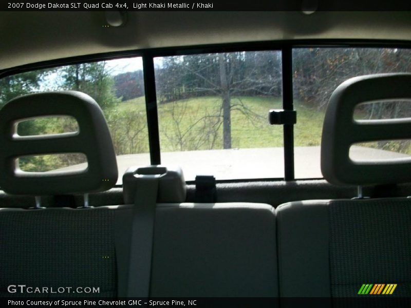 Light Khaki Metallic / Khaki 2007 Dodge Dakota SLT Quad Cab 4x4