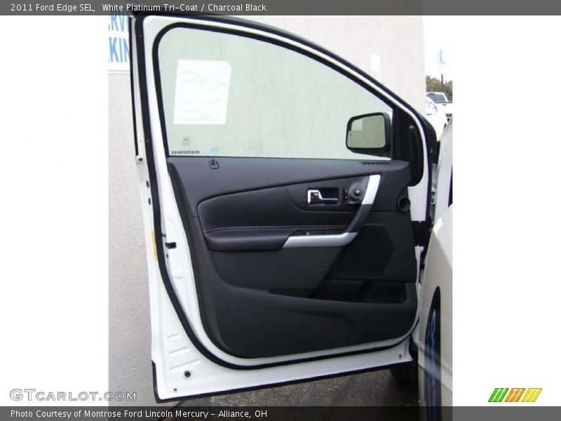 White Platinum Tri-Coat / Charcoal Black 2011 Ford Edge SEL