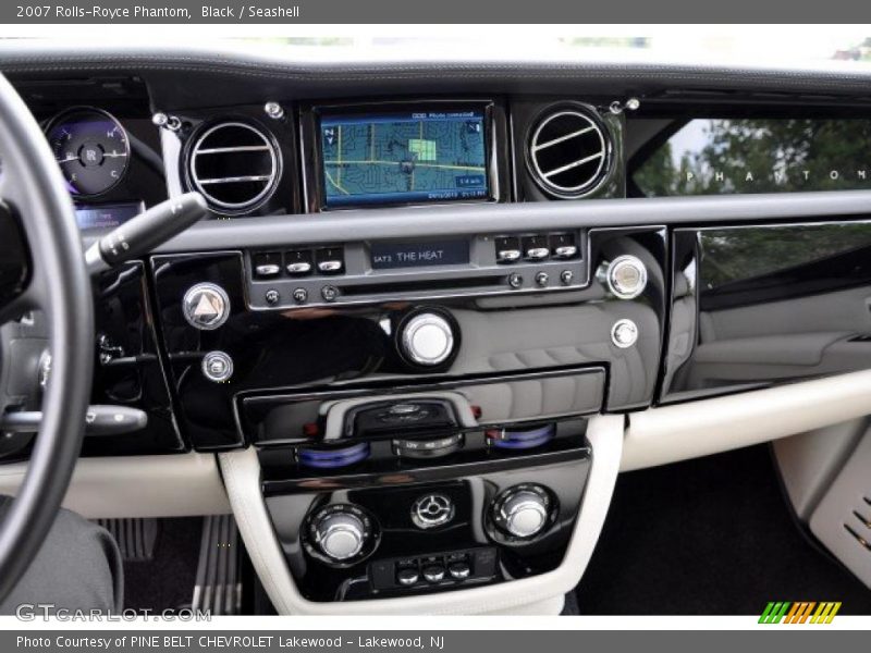 Controls of 2007 Phantom 