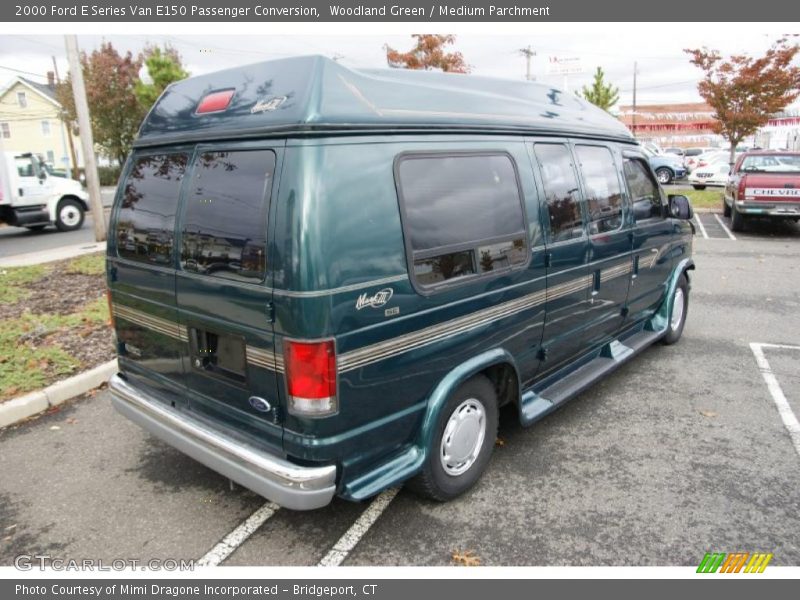 Woodland Green / Medium Parchment 2000 Ford E Series Van E150 Passenger Conversion